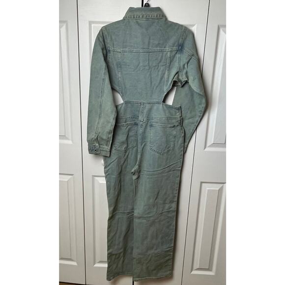 Pretty Little Thing Petite Vintage Wash Denim Cut Out Waist Jumpsuit 6 - Picture 15 of 15